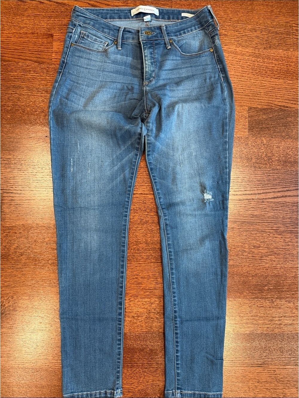 Vintage America Wonderland Skinny Jeans Size 8/29 Blue Distressed Denim